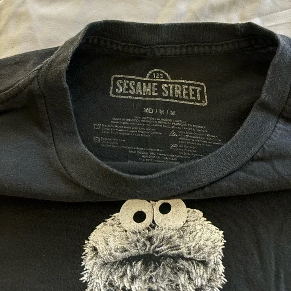 Graphic Tee - Picture 2 of 3